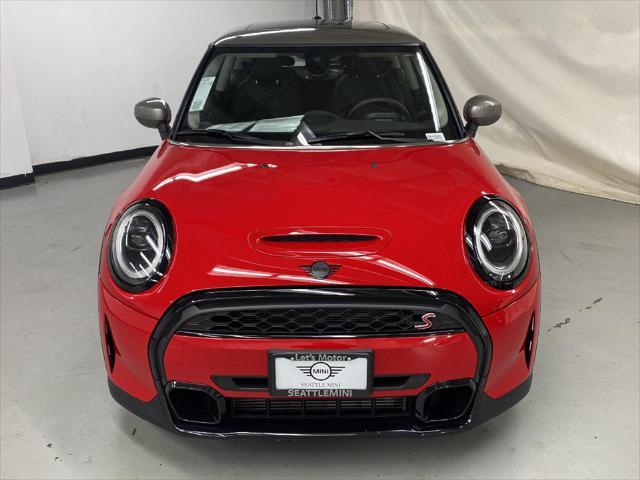 used 2024 MINI Hardtop car, priced at $33,979