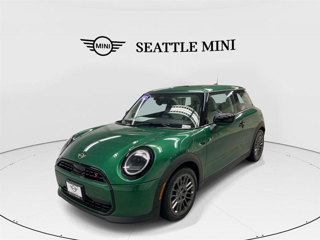 used 2025 MINI Hardtop car, priced at $32,989