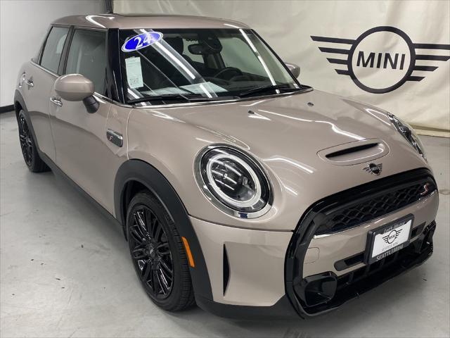 used 2024 MINI Hardtop car, priced at $27,797