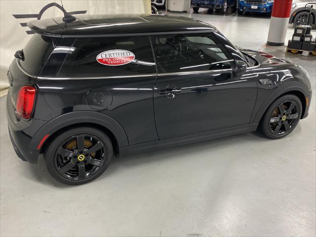 used 2023 MINI Hardtop car, priced at $26,989