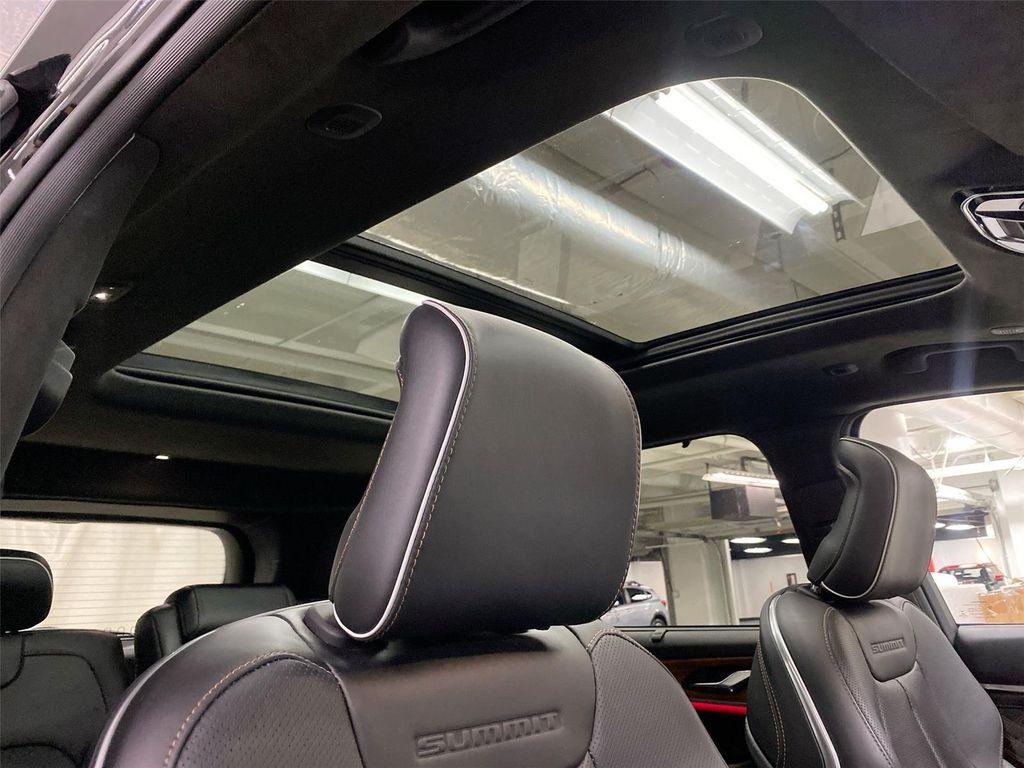 used 2022 Jeep Grand Cherokee car, priced at $38,498