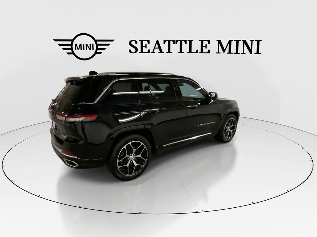 used 2022 Jeep Grand Cherokee car, priced at $38,498