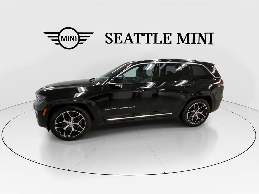 used 2022 Jeep Grand Cherokee car, priced at $38,498