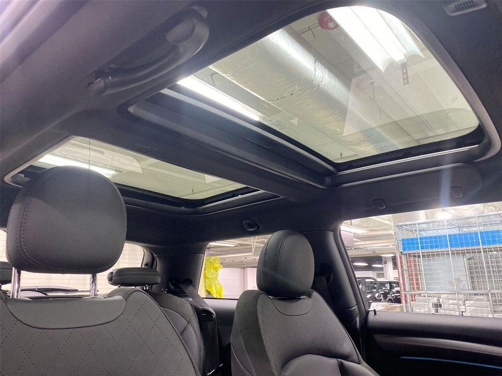 used 2024 MINI Hardtop car, priced at $27,989