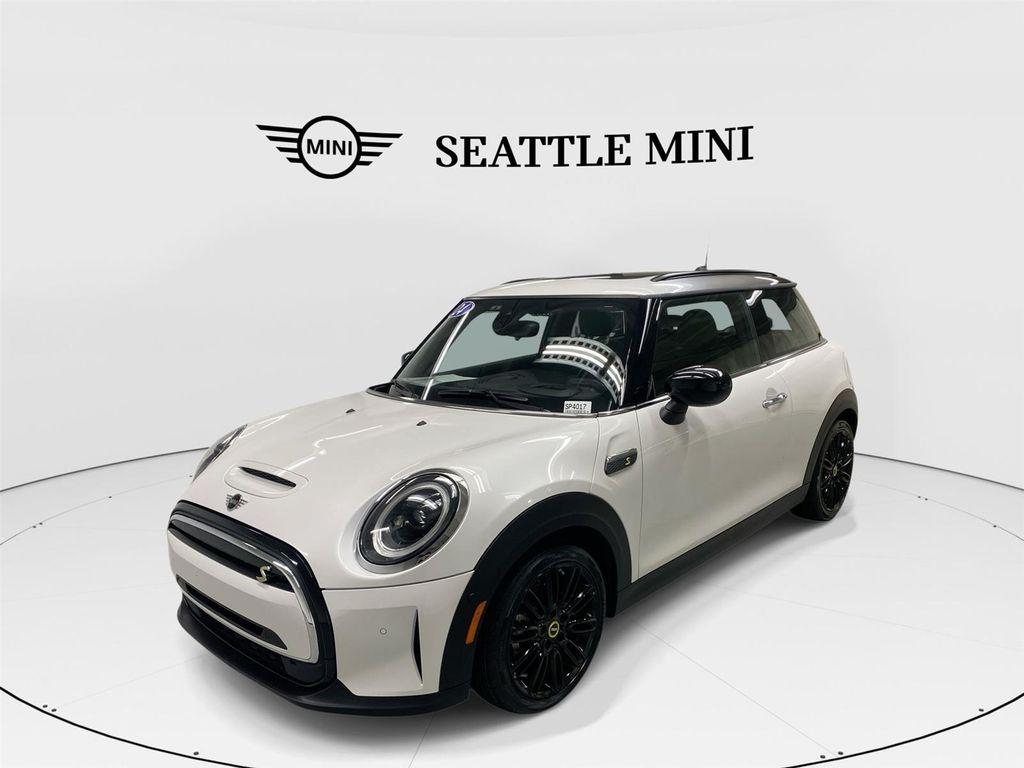 used 2024 MINI Hardtop car, priced at $27,989