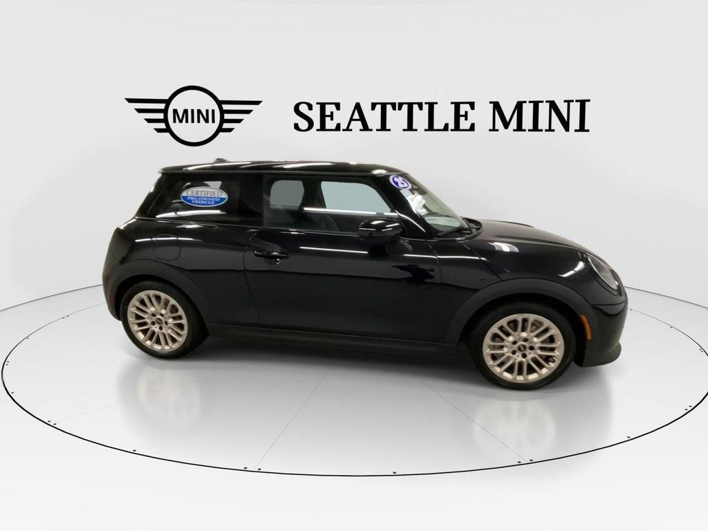 used 2025 MINI Hardtop car, priced at $32,879