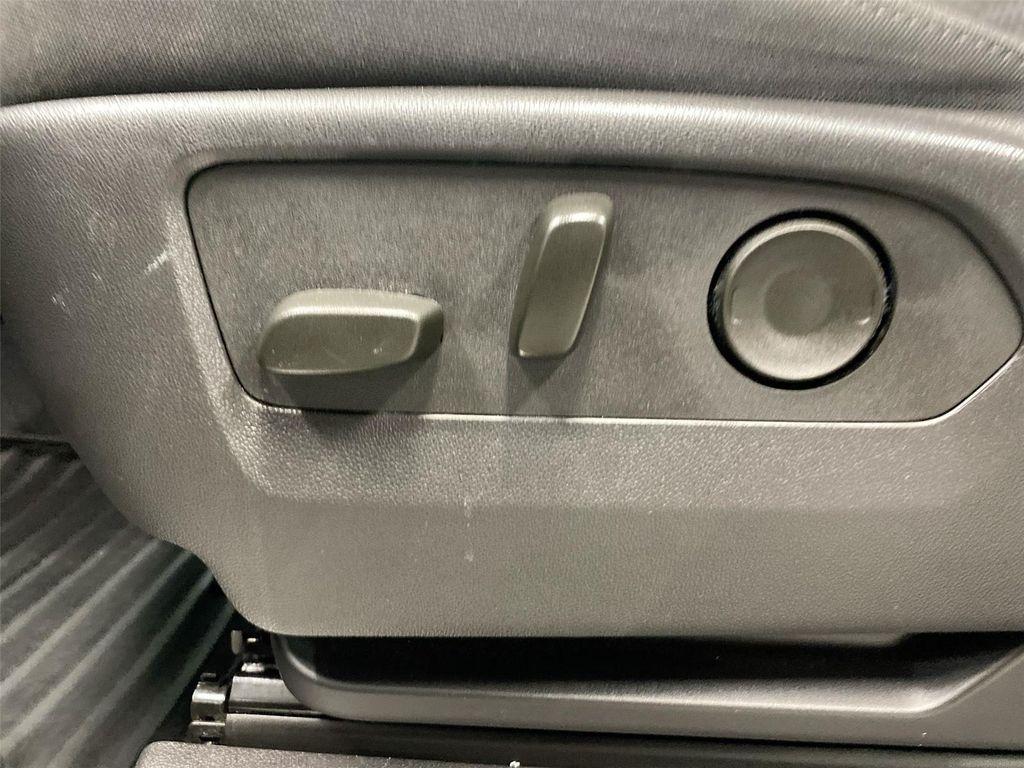 used 2025 Chevrolet Silverado 1500 car, priced at $35,498