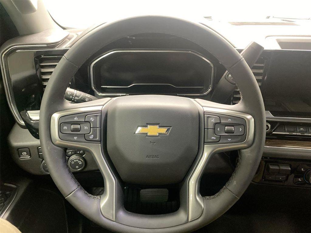 used 2025 Chevrolet Silverado 1500 car, priced at $35,498