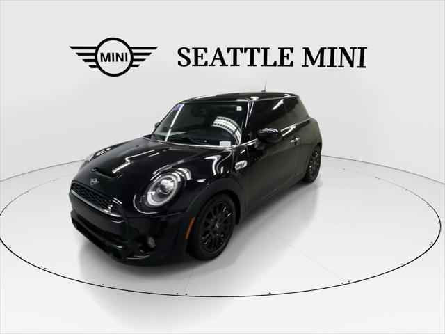 used 2021 MINI Hardtop car, priced at $25,789
