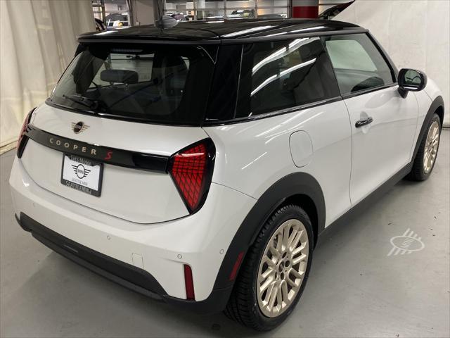 new 2025 MINI Hardtop car, priced at $35,905