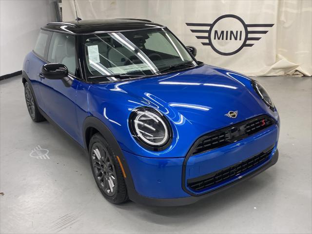 new 2025 MINI Hardtop car, priced at $36,230