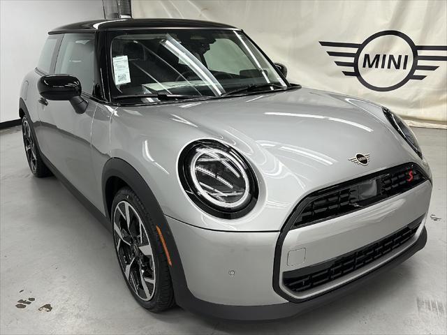 new 2025 MINI Hardtop car, priced at $36,195