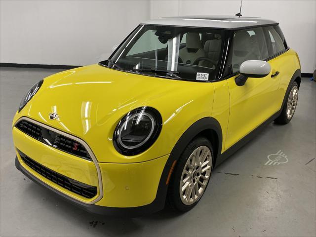 new 2025 MINI Hardtop car, priced at $37,055