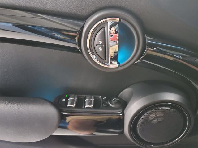 used 2019 MINI Hardtop car, priced at $19,498