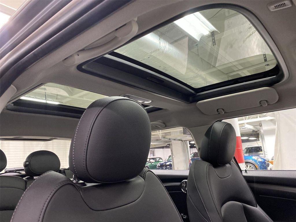 used 2024 MINI Hardtop car, priced at $25,498