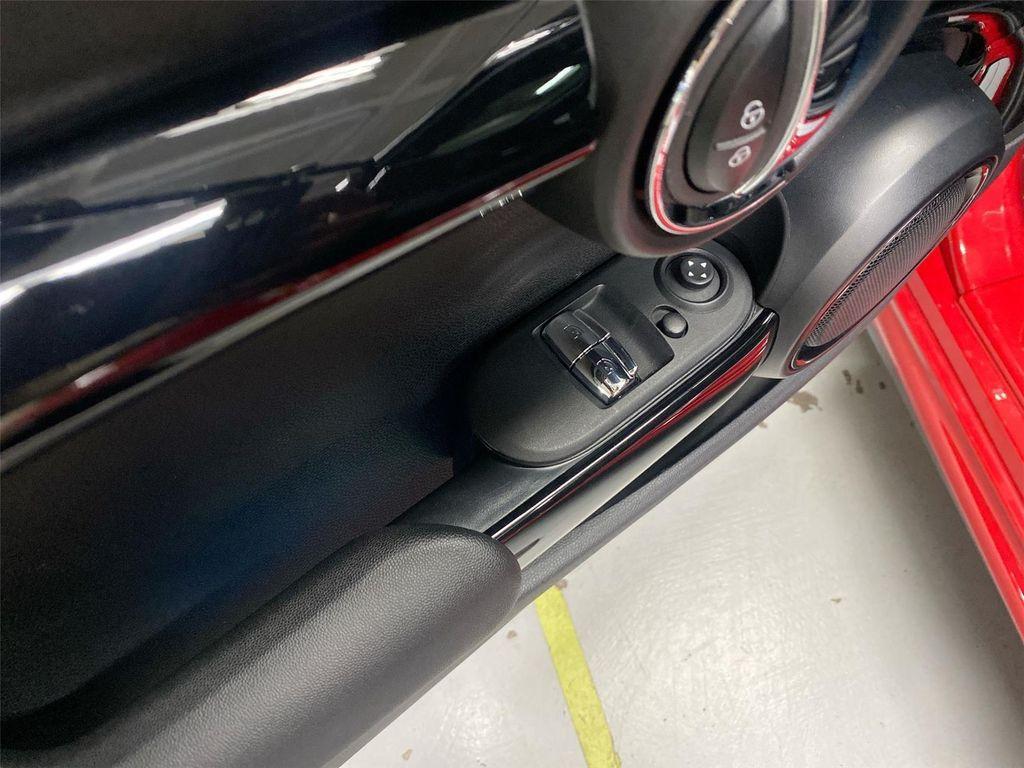 used 2021 MINI Hardtop car, priced at $28,989