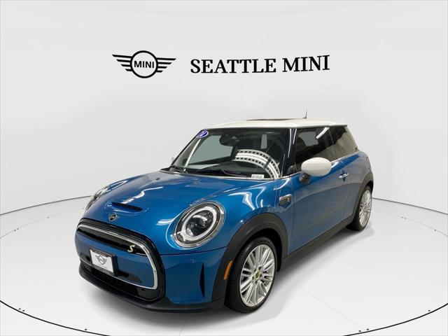 used 2024 MINI Hardtop car, priced at $28,979