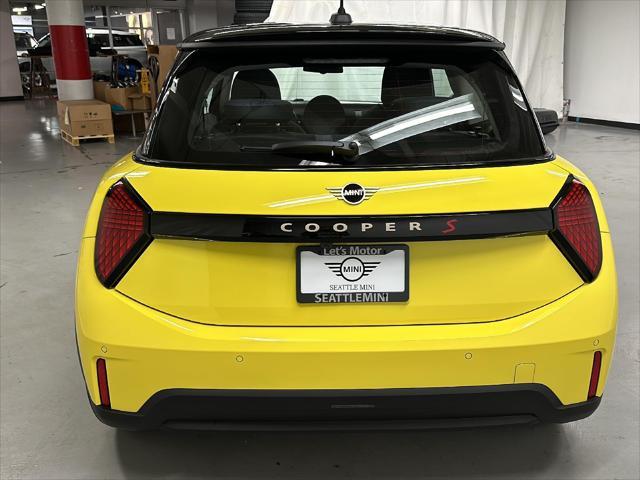 new 2025 MINI Hardtop car, priced at $35,895