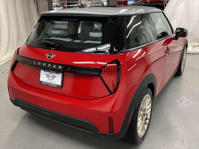 new 2025 MINI Hardtop car, priced at $35,595