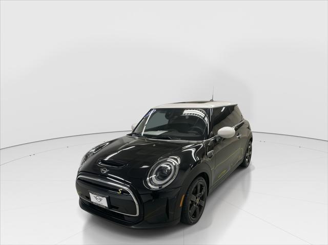 used 2022 MINI Hardtop car, priced at $25,879