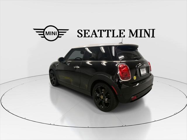 used 2022 MINI Hardtop car, priced at $25,879