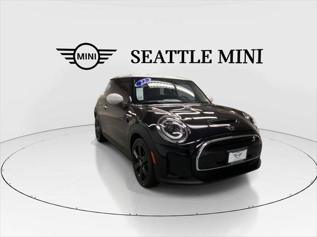 used 2022 MINI Hardtop car, priced at $25,879