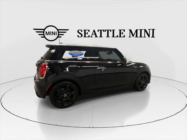 used 2022 MINI Hardtop car, priced at $25,879