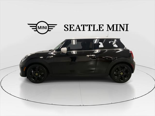 used 2022 MINI Hardtop car, priced at $25,879