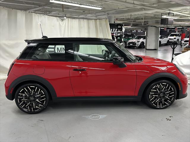 new 2025 MINI Hardtop car, priced at $39,045