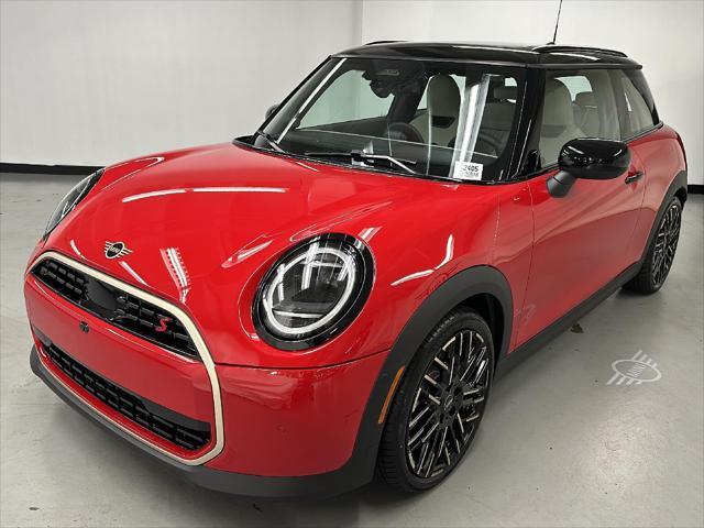 new 2025 MINI Hardtop car, priced at $39,045