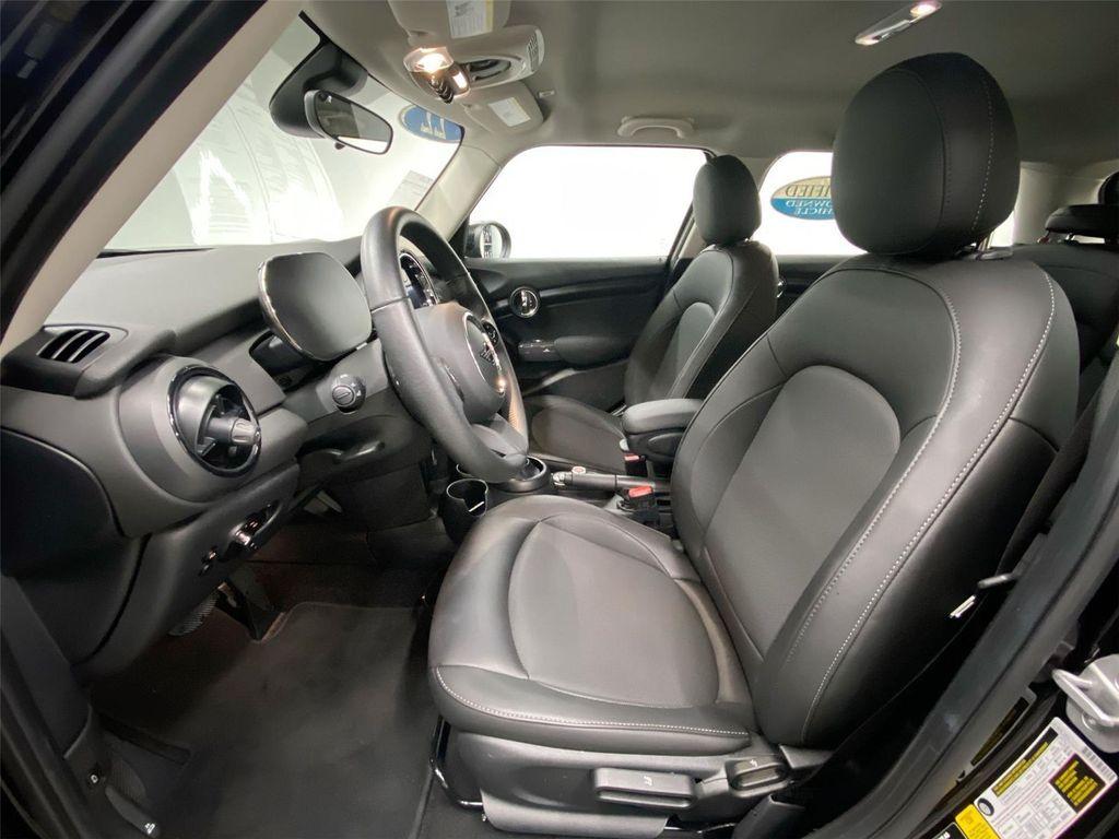 used 2022 MINI Hardtop car, priced at $26,989