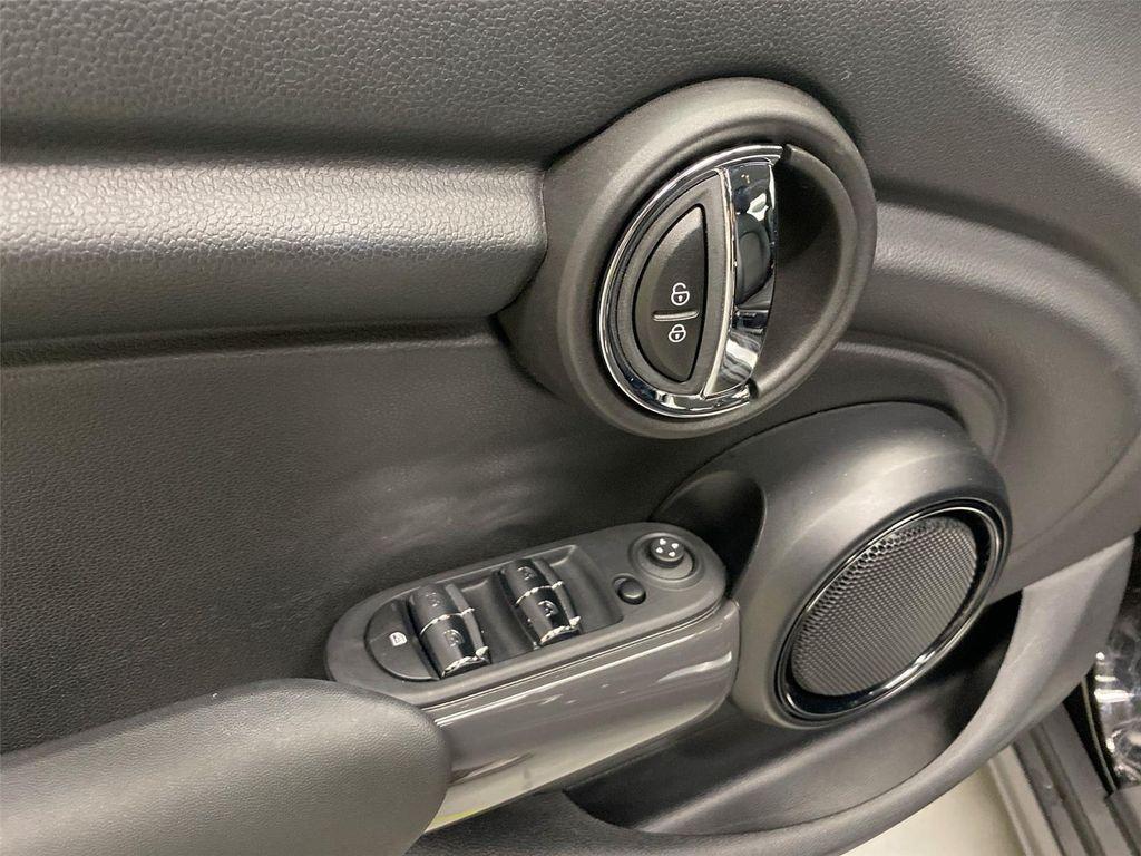 used 2022 MINI Hardtop car, priced at $26,989