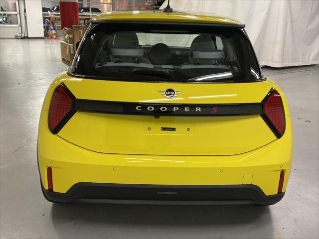 new 2025 MINI Hardtop car, priced at $36,205