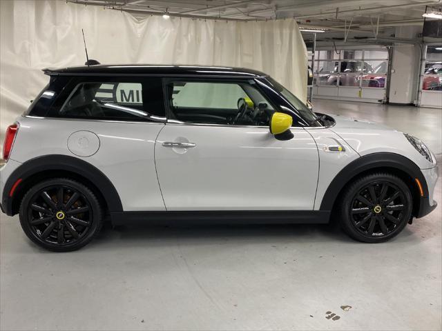 used 2021 MINI Hardtop car, priced at $22,977