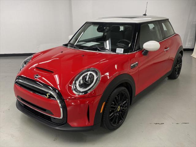 used 2024 MINI Hardtop car, priced at $28,979