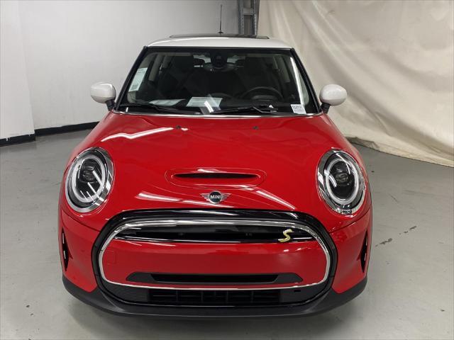 used 2024 MINI Hardtop car, priced at $28,979