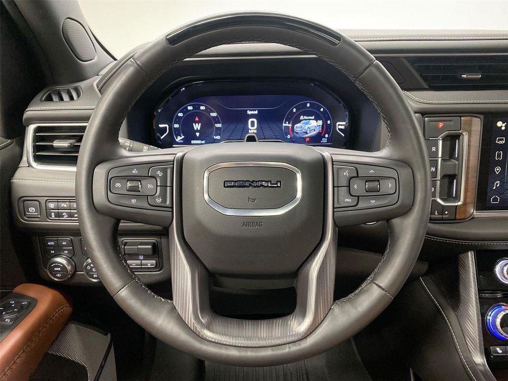 used 2024 GMC Yukon car, priced at $82,989
