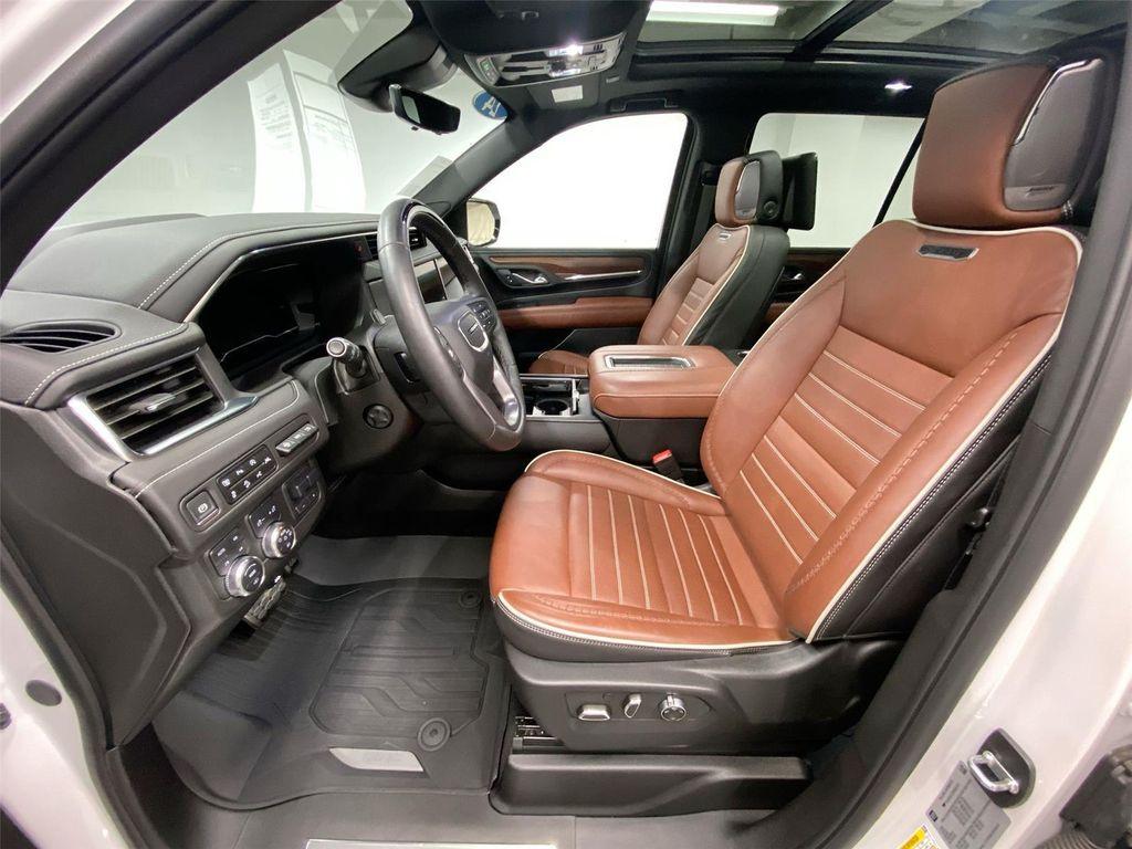 used 2024 GMC Yukon car, priced at $82,989