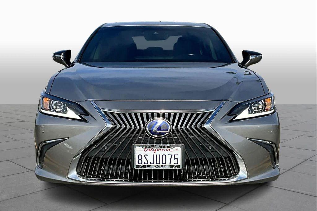 used 2020 Lexus ES 300h car, priced at $30,995