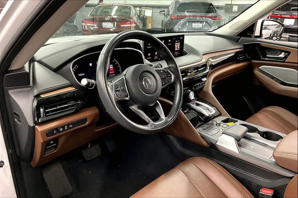 used 2024 Acura MDX car, priced at $43,995