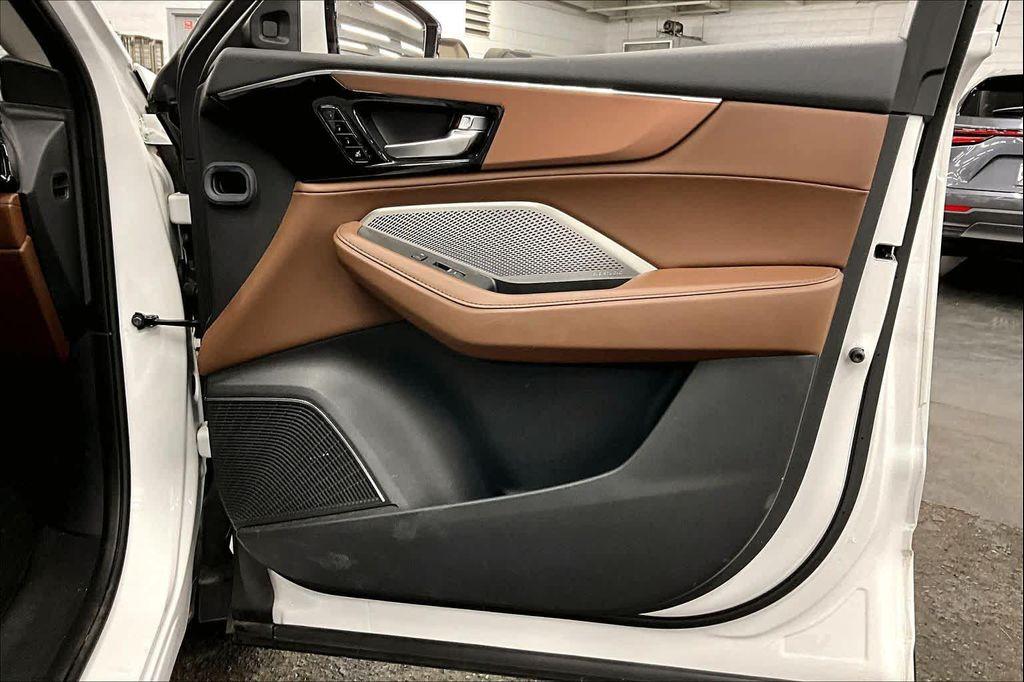 used 2024 Acura MDX car, priced at $43,995