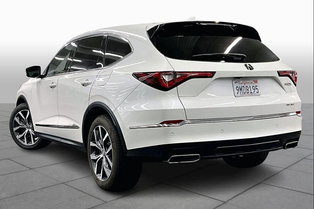 used 2024 Acura MDX car, priced at $43,995