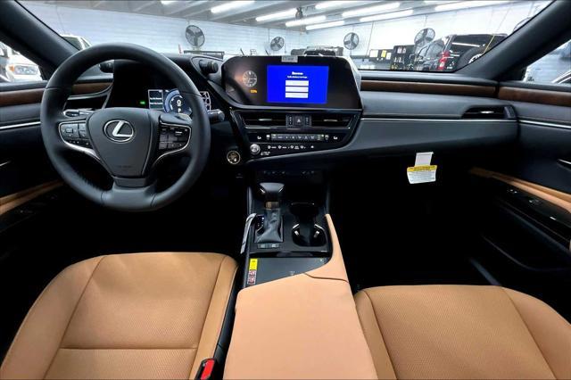 new 2025 Lexus ES 300h car, priced at $48,894