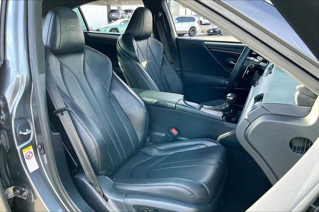 used 2019 Lexus ES 350 car, priced at $28,000