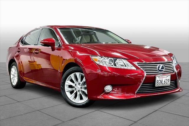 used 2013 Lexus ES 300h car, priced at $19,950