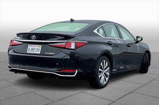 used 2019 Lexus ES 300h car, priced at $28,200