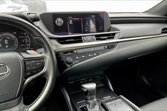 used 2019 Lexus ES 300h car, priced at $28,200