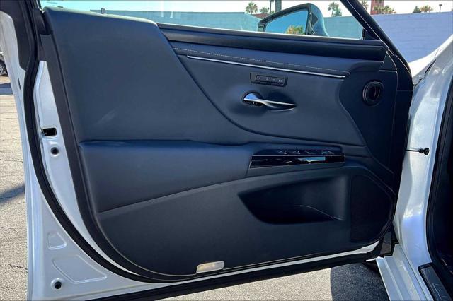 new 2025 Lexus ES 300h car, priced at $50,524