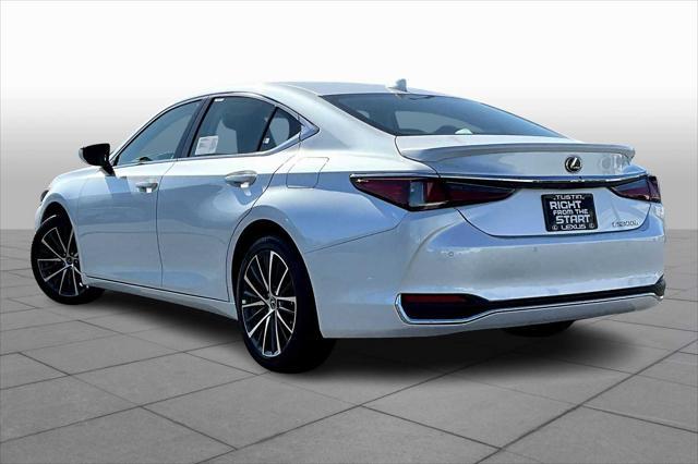 new 2025 Lexus ES 300h car, priced at $50,524