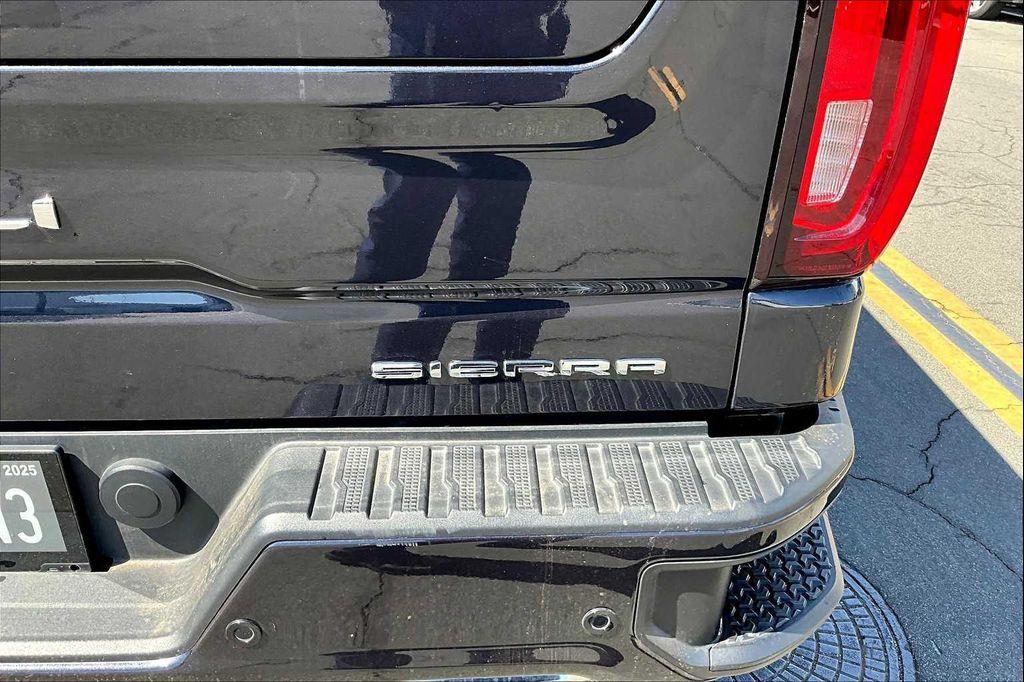 used 2022 GMC Sierra 1500 car, priced at $53,295